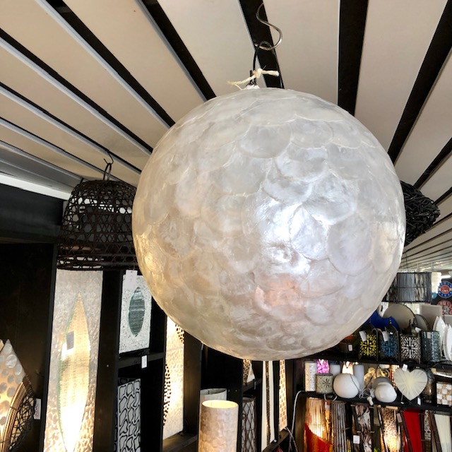 Langskomen onderwerpen Wijzerplaat Bol plafond hanglamp full shell wit – 40 cm – Zus & Zo Oostburg | Unieke  cadeau's vindt u hier!
