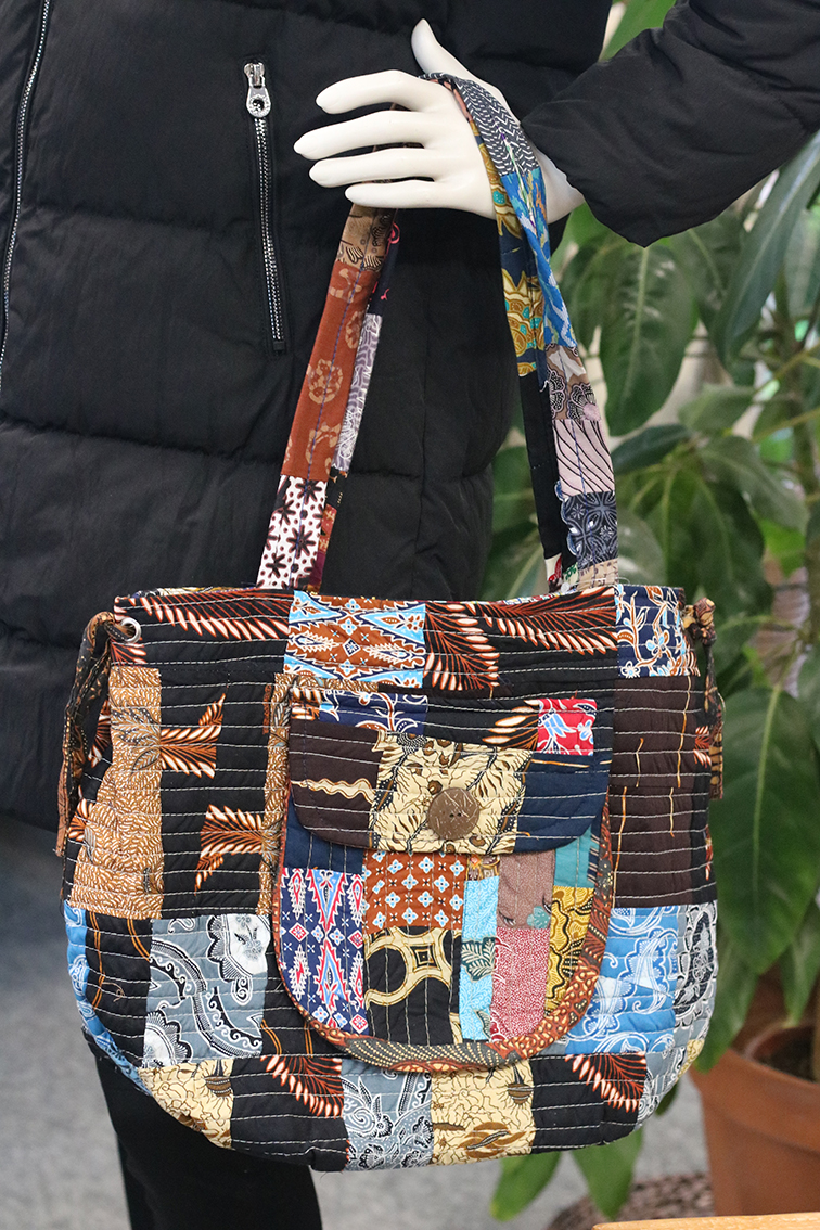 Alcatraz Island de sneeuw Schaken Patchwork tas Nepal met knoop – Zus & Zo Oostburg | Unieke cadeau's vindt u  hier!